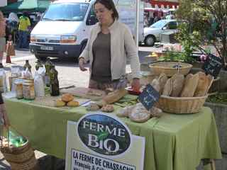 BIO market stall at Chef Boutonne